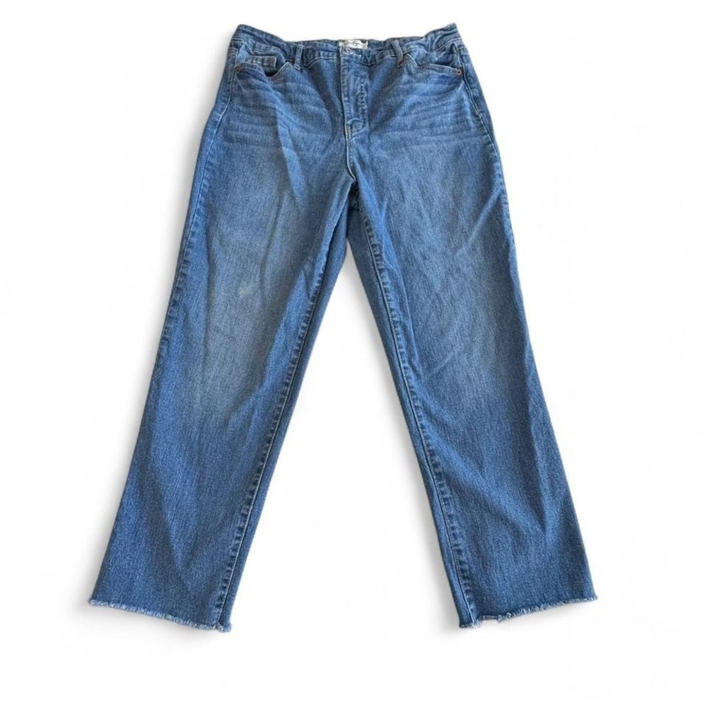 Jessica Simpson 32 High Rise‎ Slim Straight Jeans Medium Wash - 99% cotton